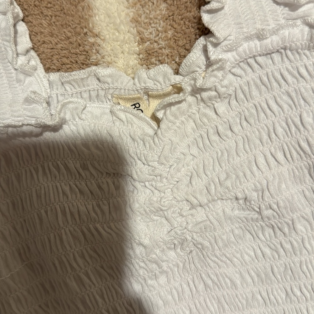 Roxy White Tank - Picture 2 of 4